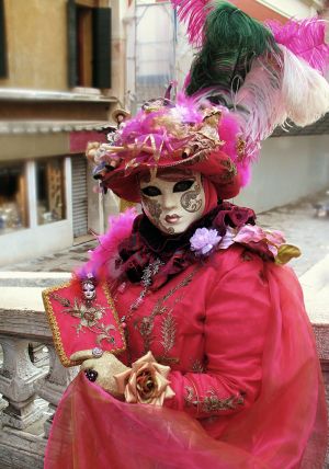 c56-Pinkvenetian.jpg